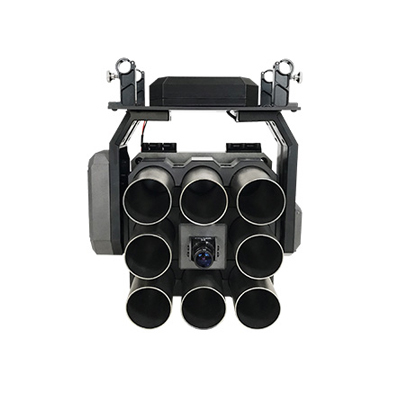 無(wú)人機(jī)煙霧催淚彈發(fā)射器適配大疆M600如風(fēng)等防暴反恐維穩(wěn)利器,反恐防暴 戰(zhàn)術(shù)配合 維穩(wěn)利器,本發(fā)射器產(chǎn)品可適用于無(wú)人機(jī)安防以及救援等多個(gè)領(lǐng)域。可掛載標(biāo)準(zhǔn)38mm 八枚彈藥，可選配催淚彈、爆震彈、煙霧彈、閃光彈、炫目彈等。